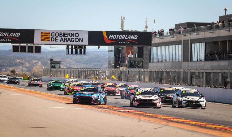 Motorland Aragón vive un espectacular duelo Halder-Piirimagi en el TCR Spain