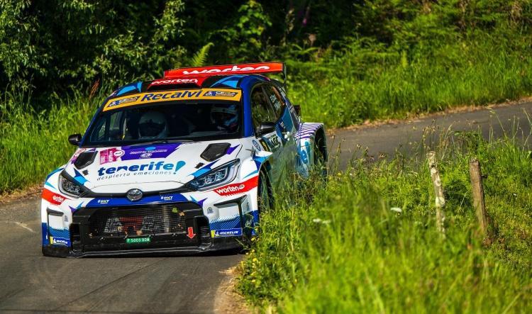 Narón decide el duelo entre Cruz y Cagiao por el liderato del CERA