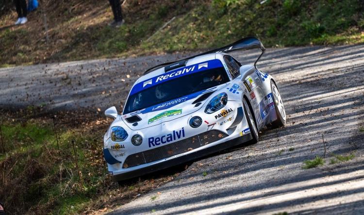 Cagiao y Martínez inician con victoria la defensa del título del CERA