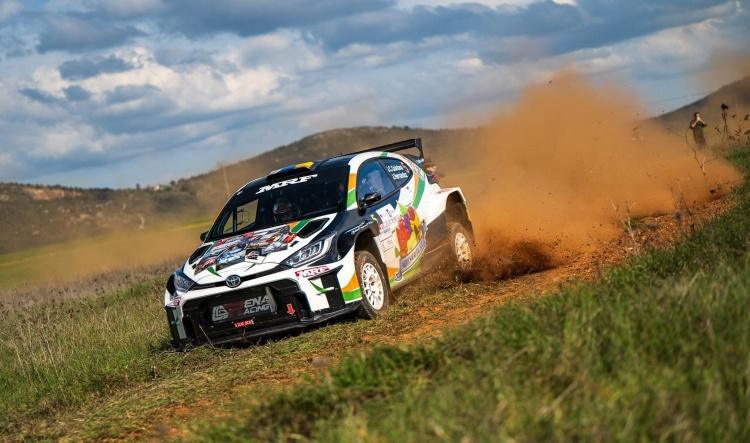 Quintana estrena el Toyota GR Yaris Rally2 en el CERT con Llarena Racing