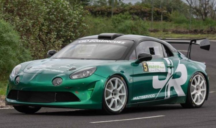 Jorge Rodríguez gana con su Alpine A110 RGT en el estreno en Hoyo de Mazo