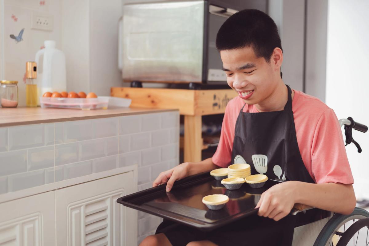 Cooking with Children with Disabilities: Building Confidence, Life Skills, and Independence Cooking with Children with Disabilities: Building Confidence, Life Skills, and Independence