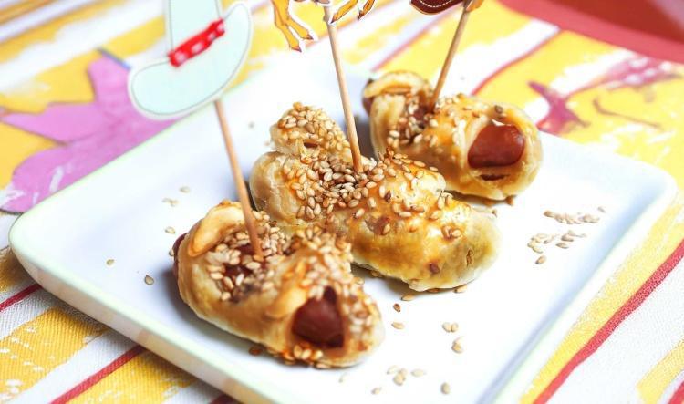 Hot Dogs In a Blanket