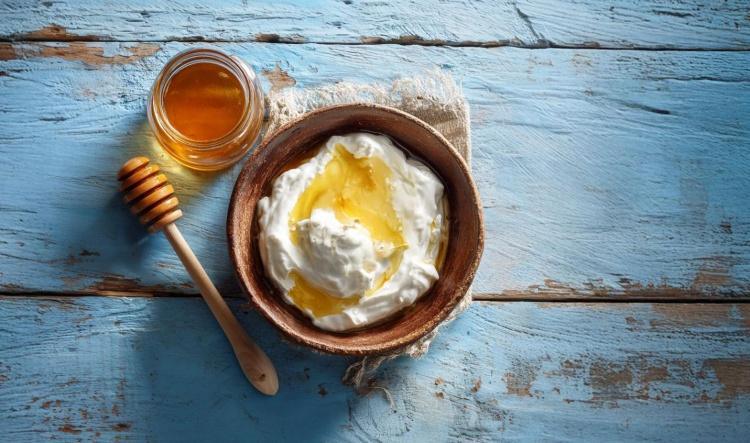 Classic Greek Yogurt Bowl