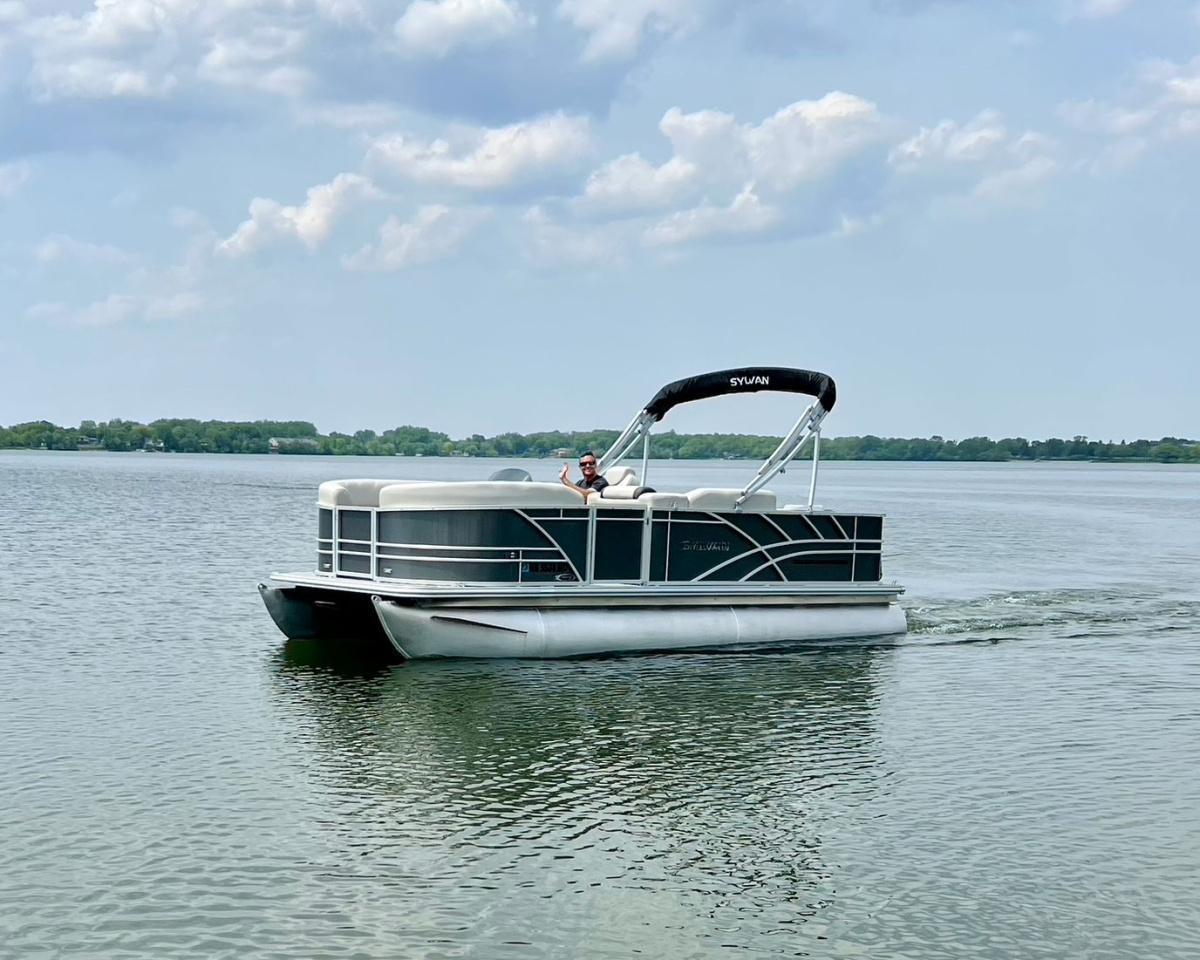Pontoon Rental Information