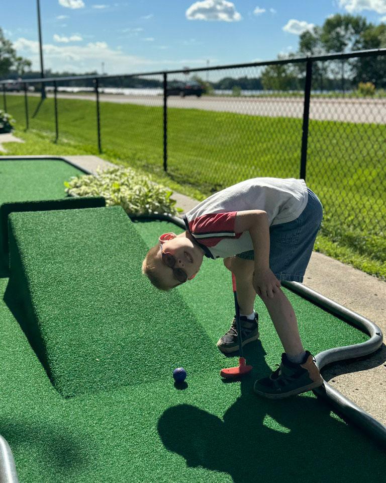 KC's Wacky or Classy Mini Golf