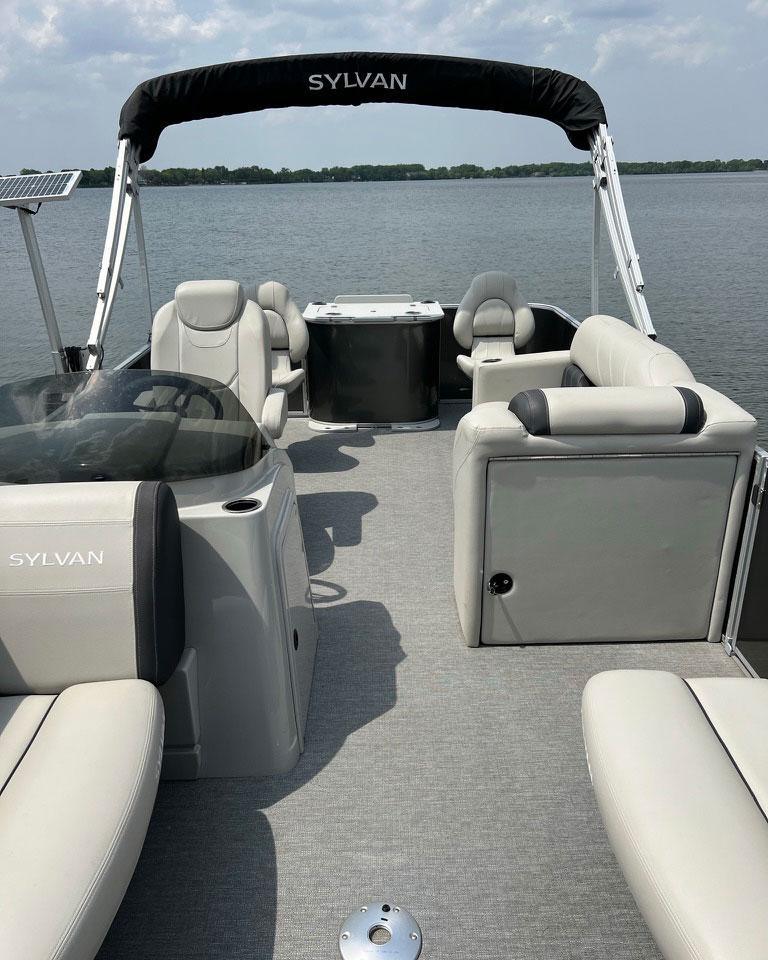 Pontoon Rental
