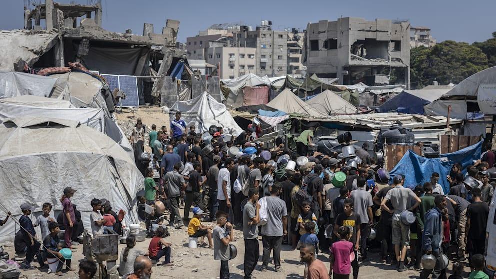 تعثر المساعدات في غزة: تحليل الواقع الميداني