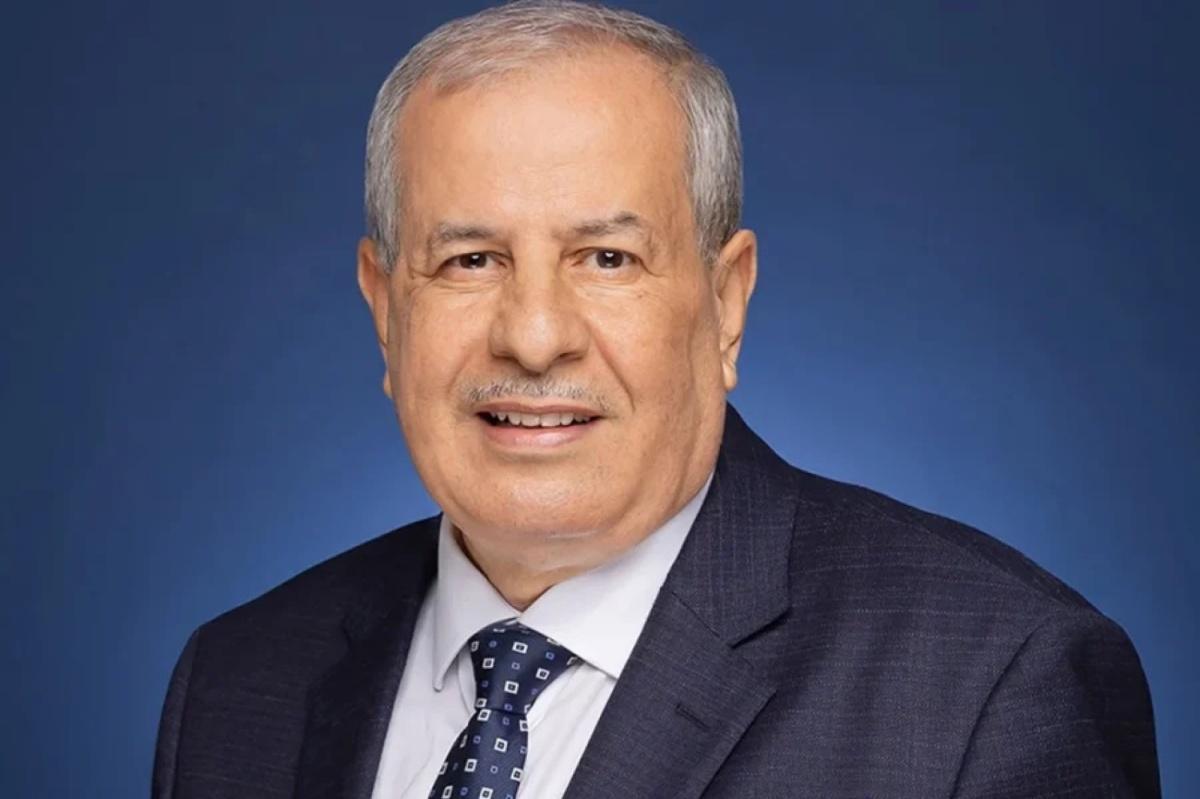 الجزائر تُقيل رئيس سوناطراك وتعيّن نور الدين داودي الجزائر تُقيل رئيس سوناطراك وتعيّن نور الدين داودي