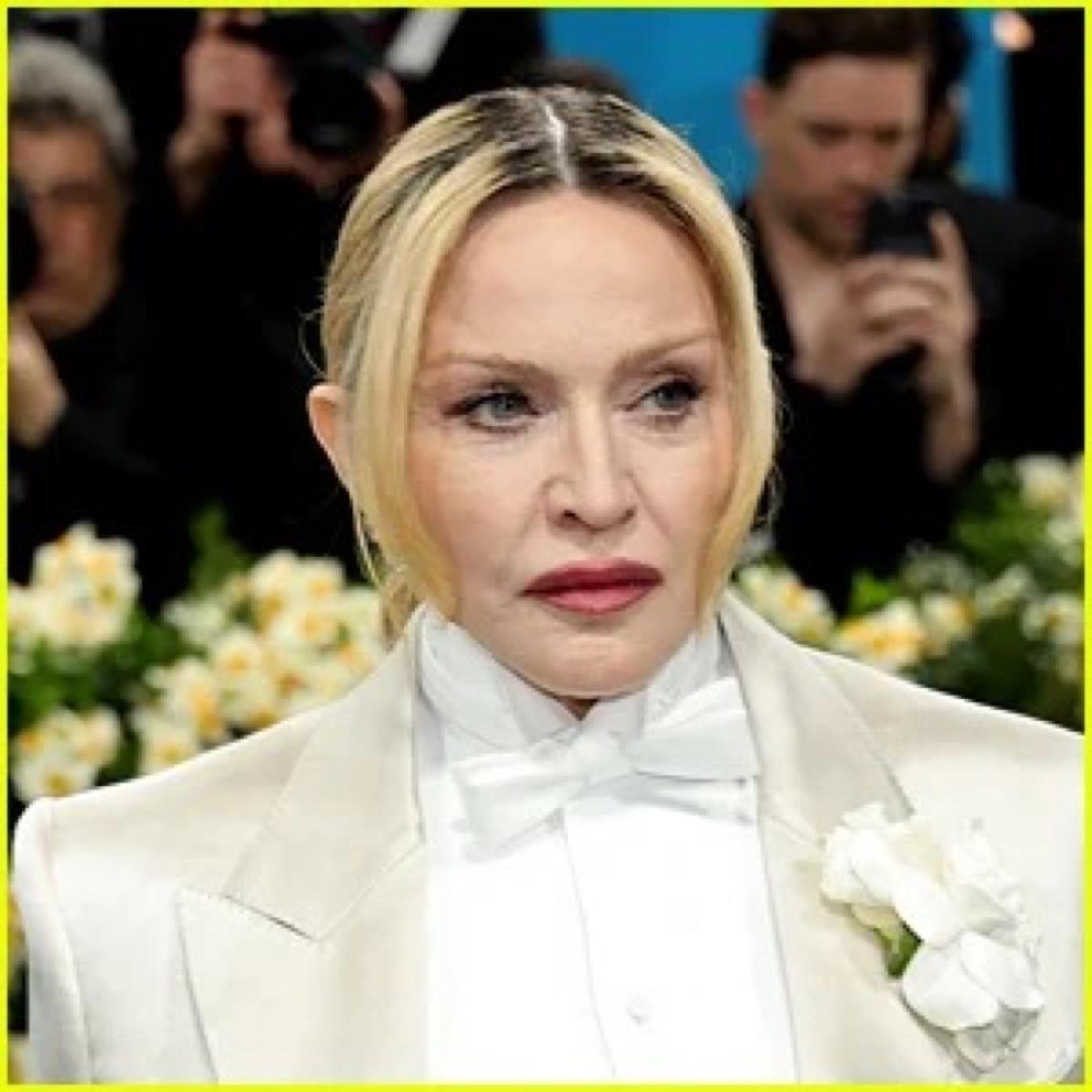 مادونا من المغرب: «تمسّكوا» ودعوة إلى «تحرير إيران» مادونا من المغرب: «تمسّكوا» ودعوة إلى «تحرير إيران»