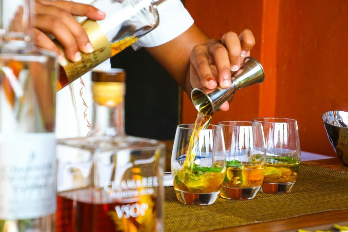 Mixology and Bartender Mixology and Bartender
