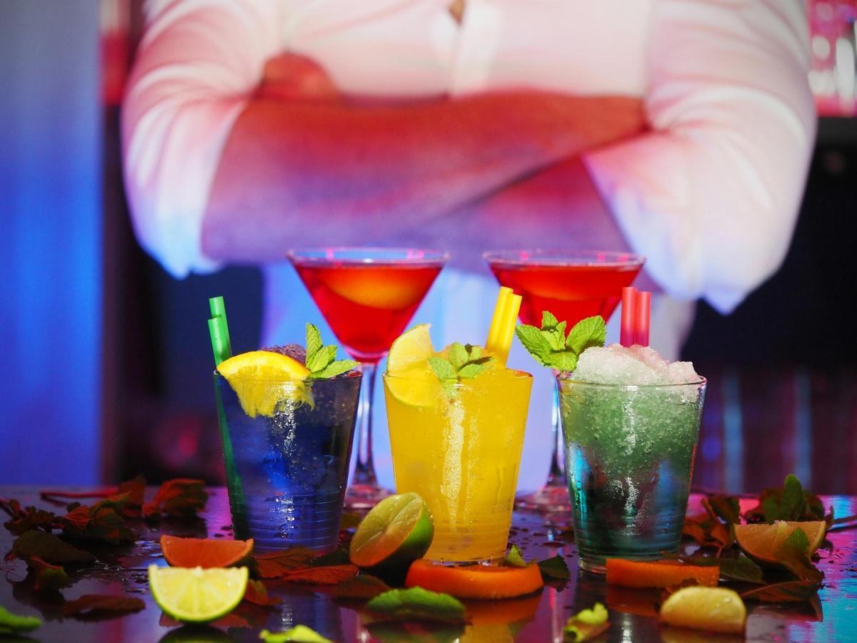 Mixology and Bartender Mixology and Bartender