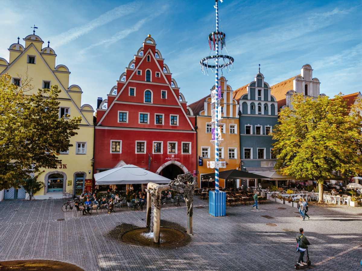 Stadt Annaberg-Buchholz lädt erneut zur gemeinsamen Fahrt zum Bürgerfest nach Weiden i. d. Oberpfalz ein – JETZT noch Plätze sichern Stadt Annaberg-Buchholz lädt erneut zur gemeinsamen Fahrt zum Bürgerfest nach Weiden i. d. Oberpfalz ein – JETZT noch Plätze sichern