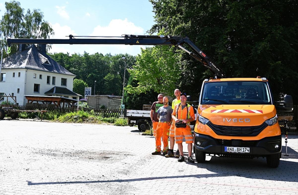 Neues Nutzfahrzeug im städtischen Betriebshof stärkt Eigenleistungen der Stadt Annaberg-Buchholz