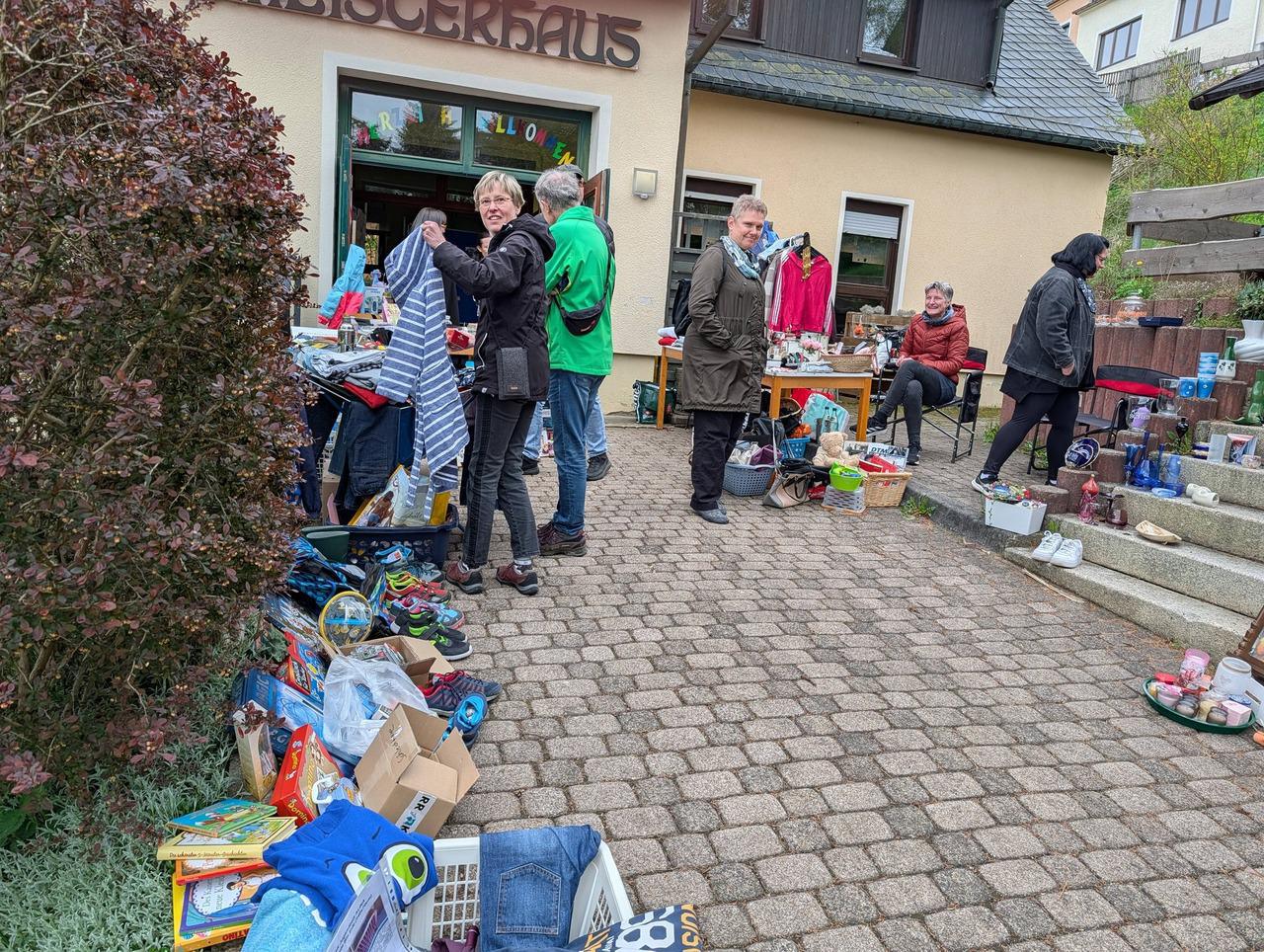 Garagen- und Hofflohmarkt 9.5.