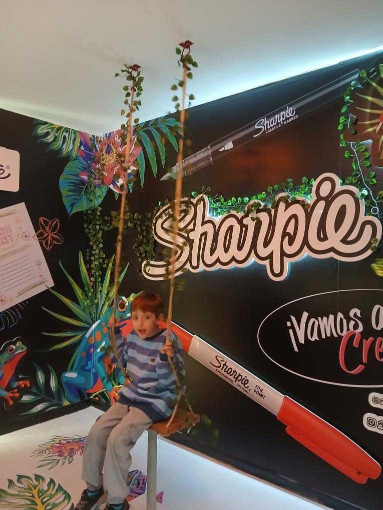 El amor de una madre para ayudar a su hijo a superar momentos dificiles El amor de una madre para ayudar a su hijo a superar momentos dificiles