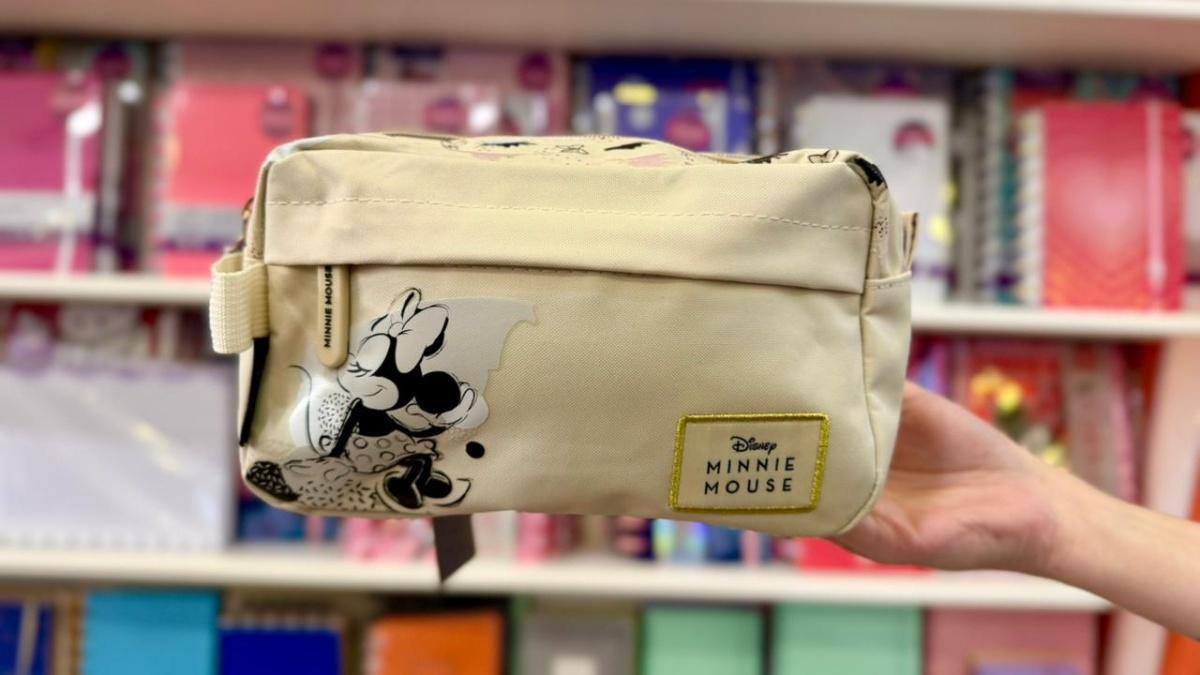 La nueva marroquinería Disney de LSyD llegó a Woopy: mochilas, cartucheras y hasta materas a precio wow 💖🧵✨ La nueva marroquinería Disney de LSyD llegó a Woopy: mochilas, cartucheras y hasta materas a precio wow 💖🧵✨