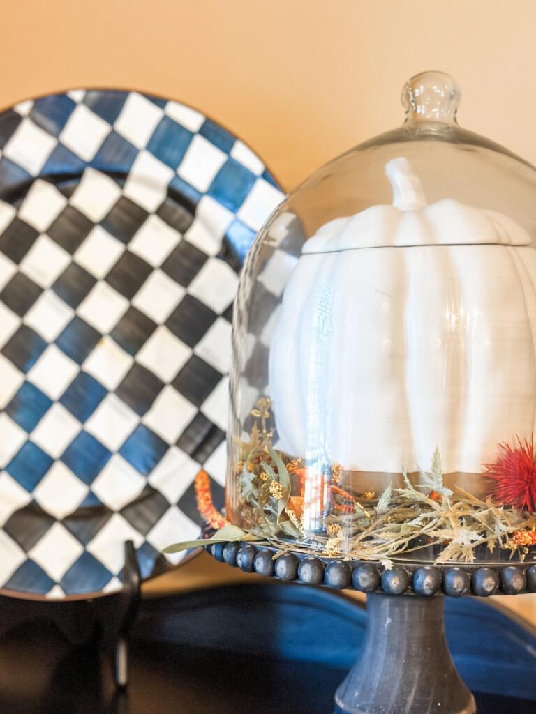 how to decorate for fall using black + white, a mayfield, ky home tour (part two)