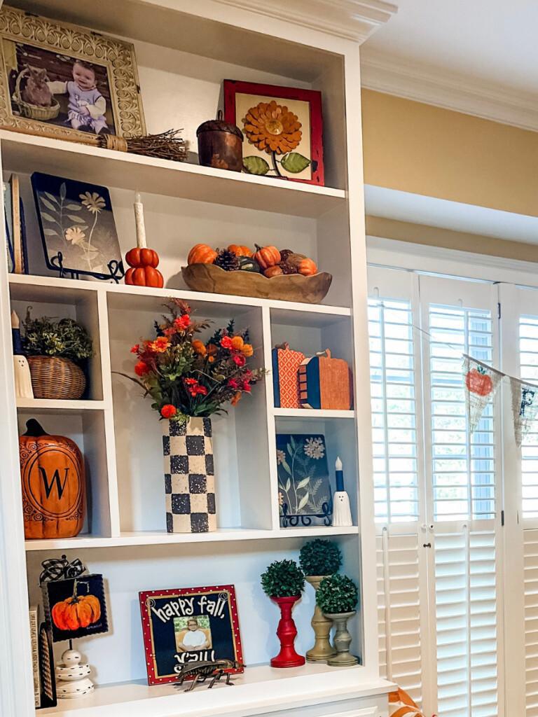 how to decorate for fall using black + white, a mayfield, ky home tour (part two)