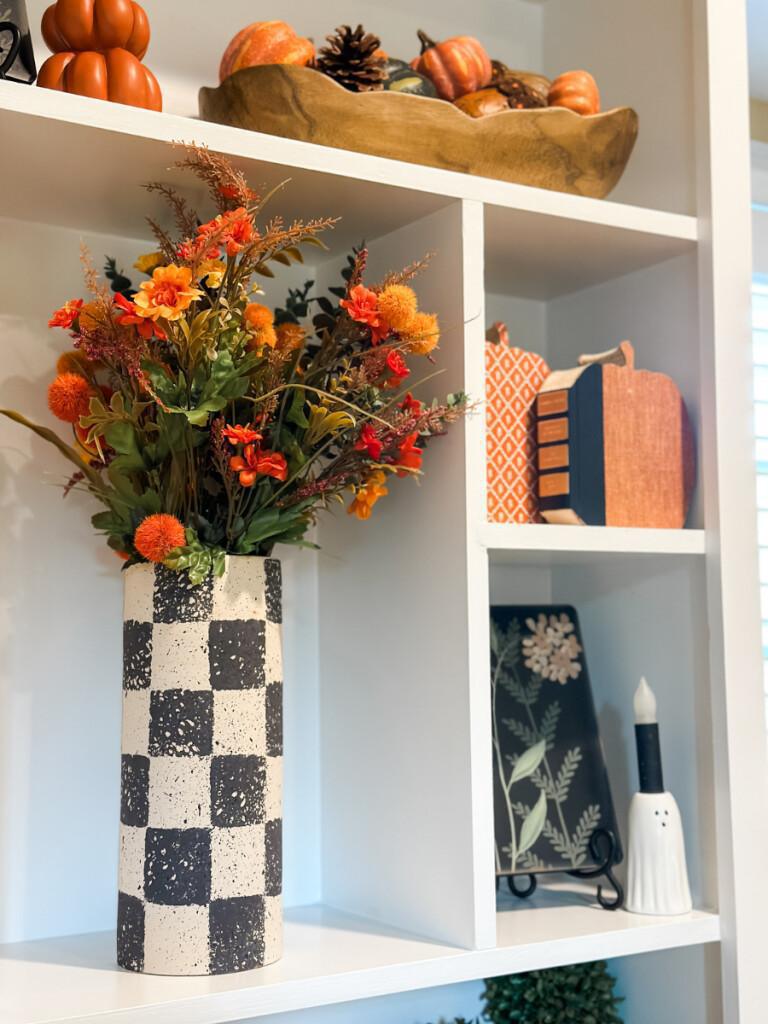 how to decorate for fall using black + white, a mayfield, ky home tour (part two)