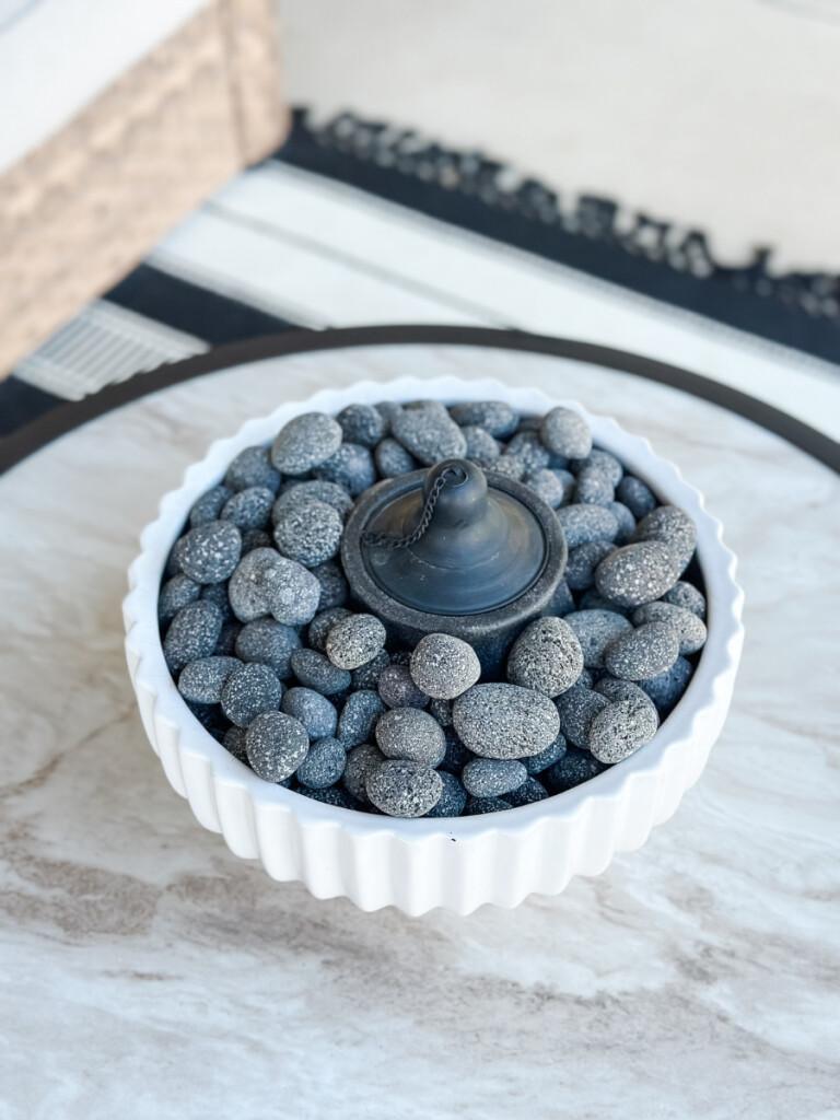 how to decorate for fall using black + white, a mayfield, ky home tour (part two)
