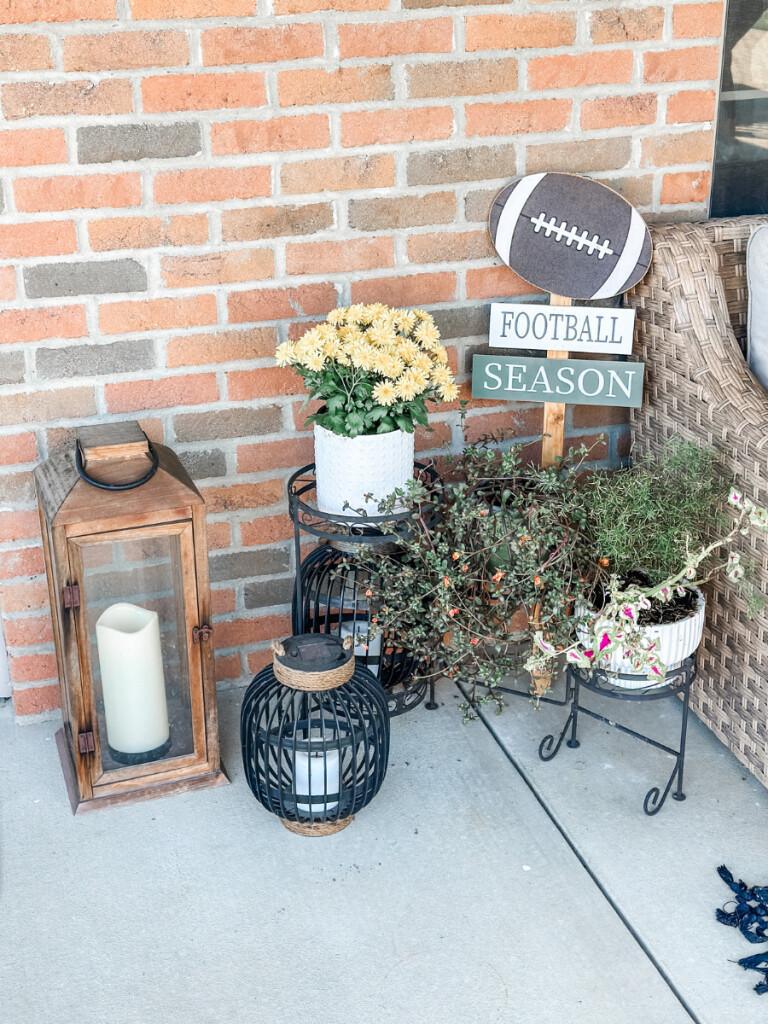how to decorate for fall using black + white, a mayfield, ky home tour (part two)