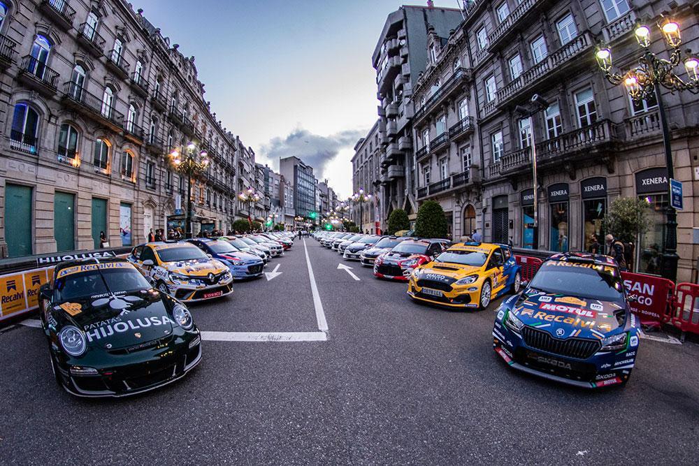 Arranca el espectáculo del 55º Rallye Recalvi Rías Baixas