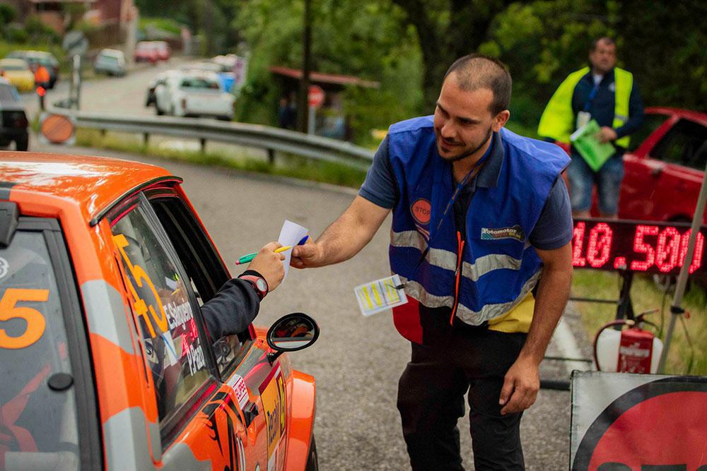 "Cohete" Suárez marca el ritmo "Cohete" Suárez marca el ritmo