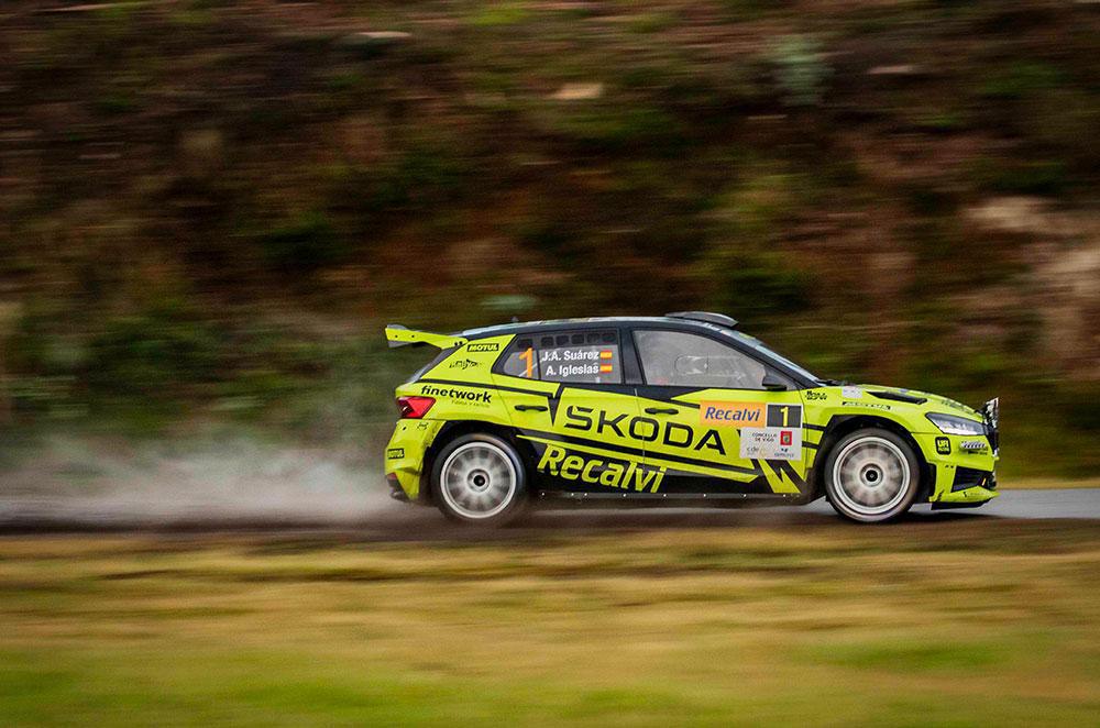 "Cohete" Suárez marca el ritmo "Cohete" Suárez marca el ritmo