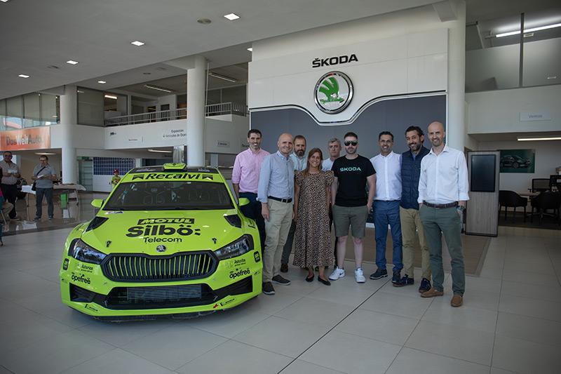 La caravana del 57º Rallye Recalvi Rías Baixas llega al centro de Vigo