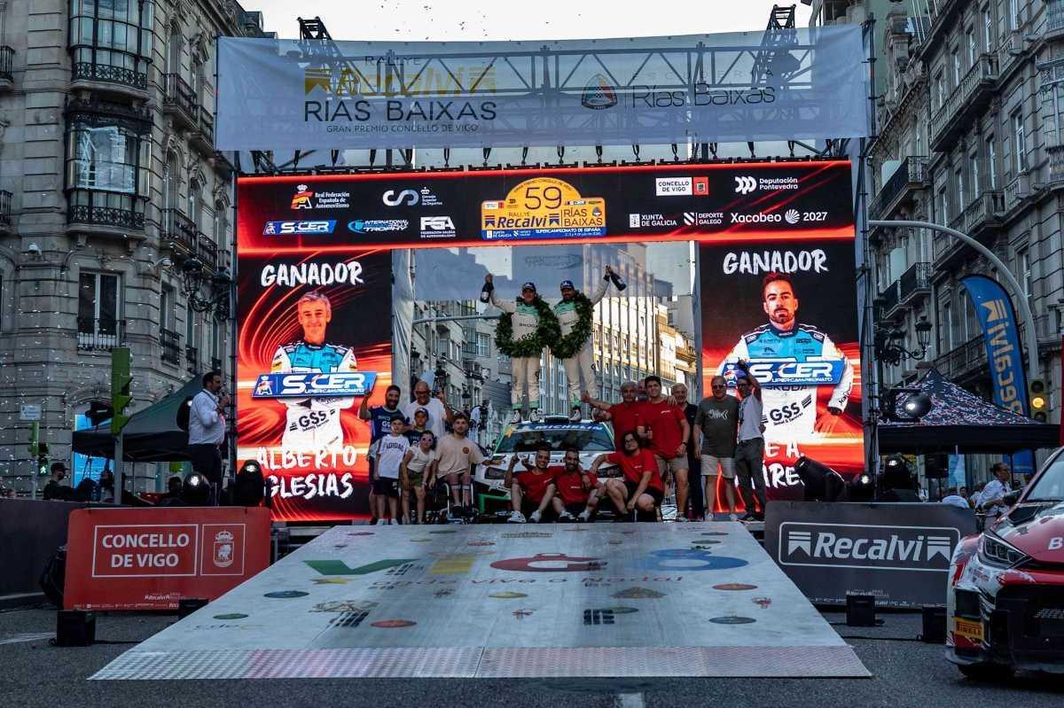 Homenaje a los mejores en el centro de Vigo Homenaje a los mejores en el centro de Vigo