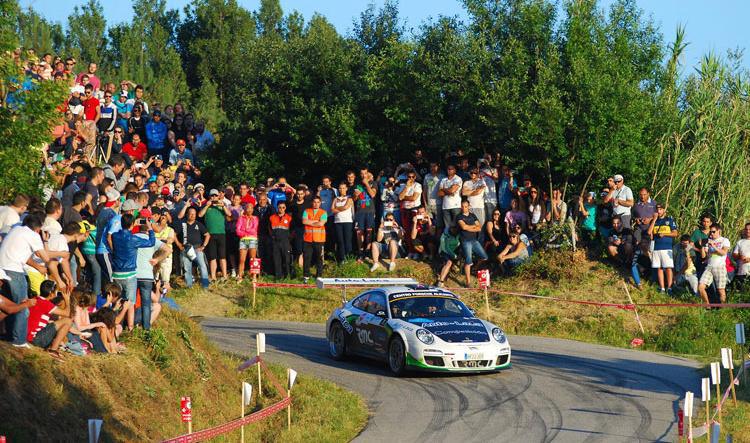 Miguel Fuster se impone a Vallejo en la primera etapa