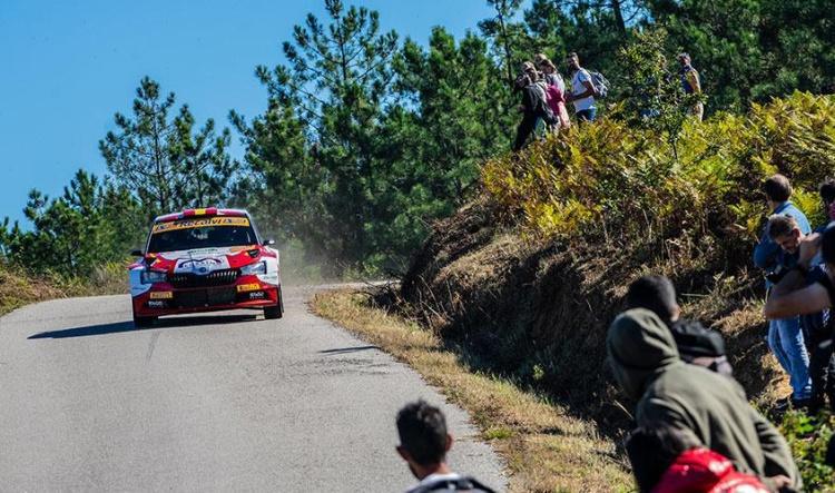 Contundente triunfo de Víctor Senra en el 55º Rallye Recalvi Rías Baixas