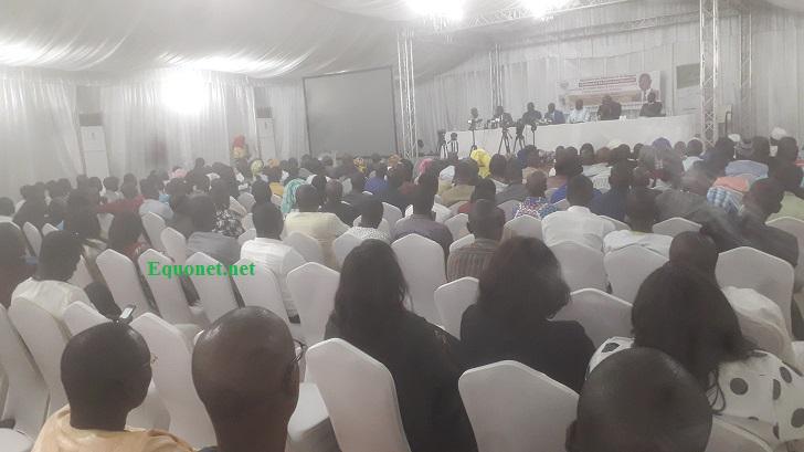 Séance de dédicace du livre de Cheikh Ndiaye.