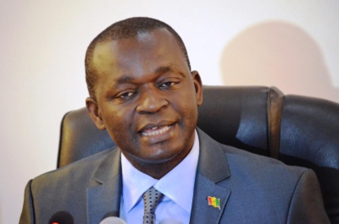 Alioune Sarr ministre su Tourisme et des Transports aériens.