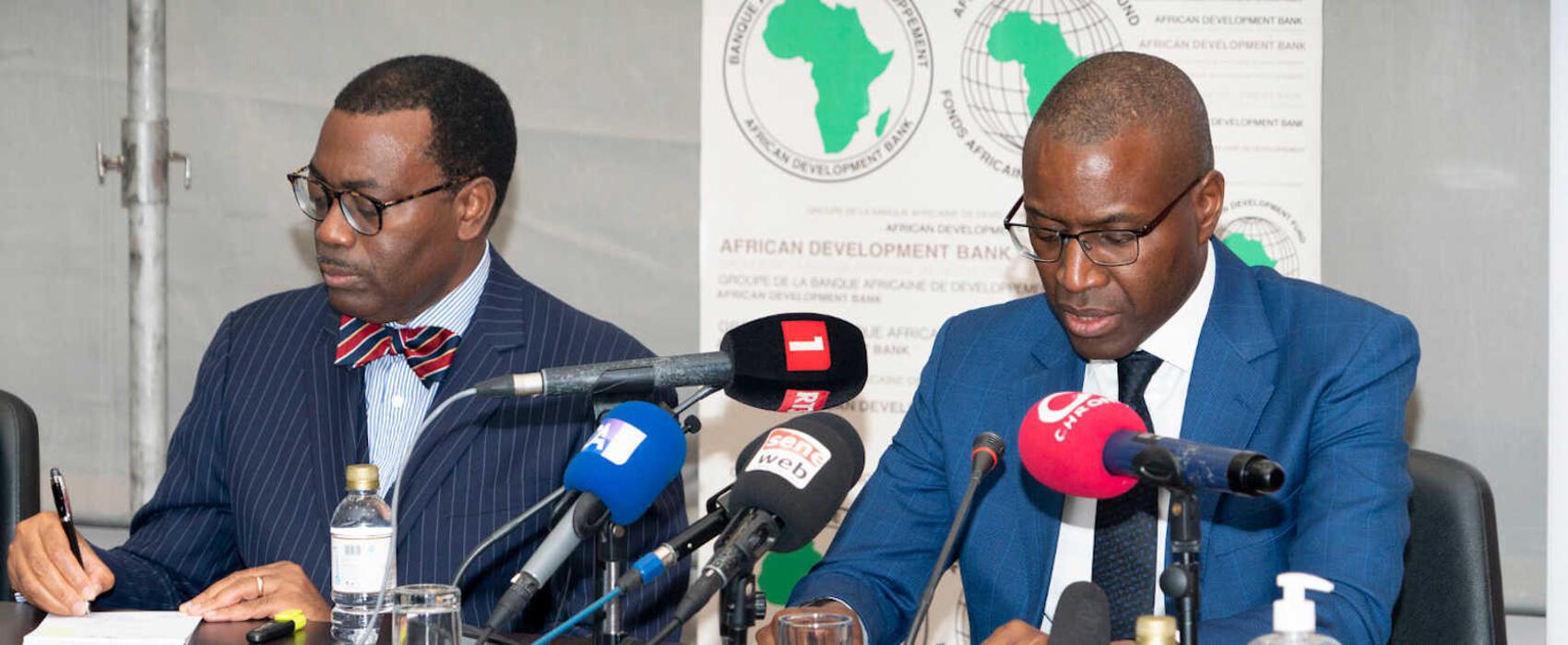 Le président du Groupe de la Banque africaine de développement Dr Akinwumi A. Adesina a rencontré vendredi à Dakar, les représentants du secteur privé du Sénégal en présence du ministre de l’Économie, du Plan et de la Coopération Amadou Hott.