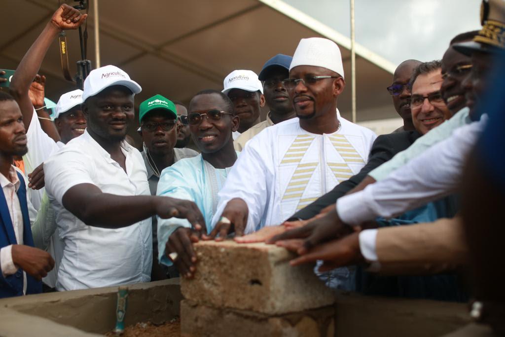 Le ministre sénégalais du Développement industriel et des Petites et Moyennes Industries, Moustapha Diop, au lancement du Projet Agropole Ouest (AGROPOLE WEST), l'un des projets phares de la Vision 2035 du Sénégal Sénégal Emergent Régime (PSE).