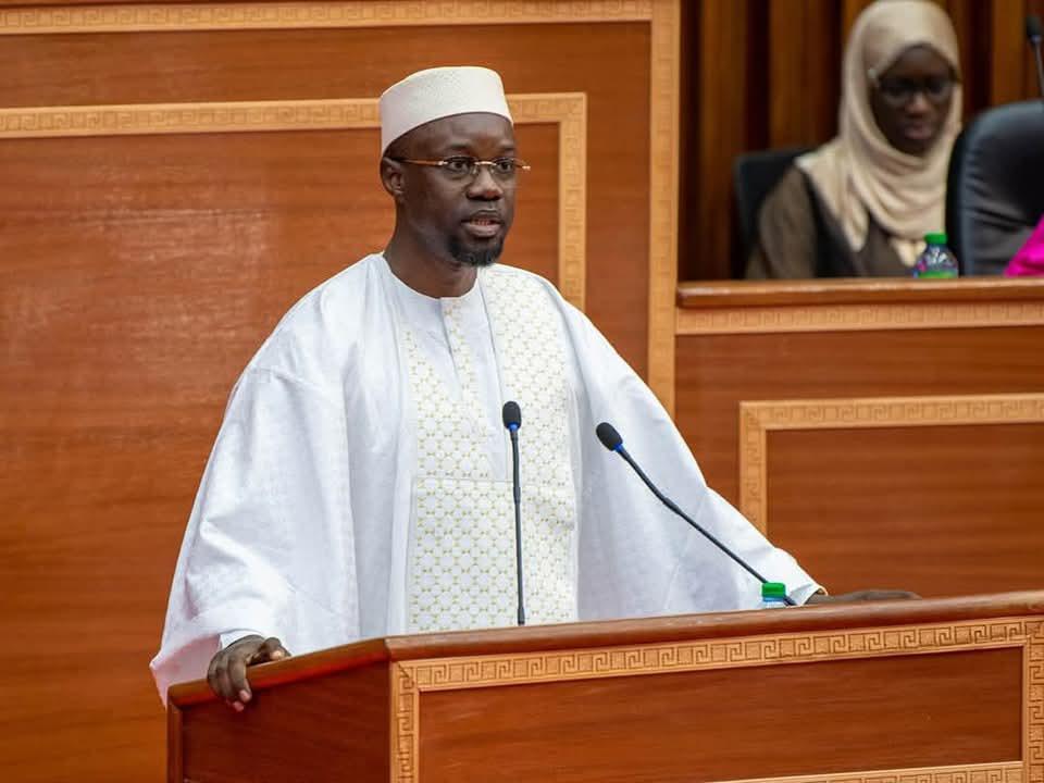 assemblée nationale sénégalaise : sonko répond aux questions des députés