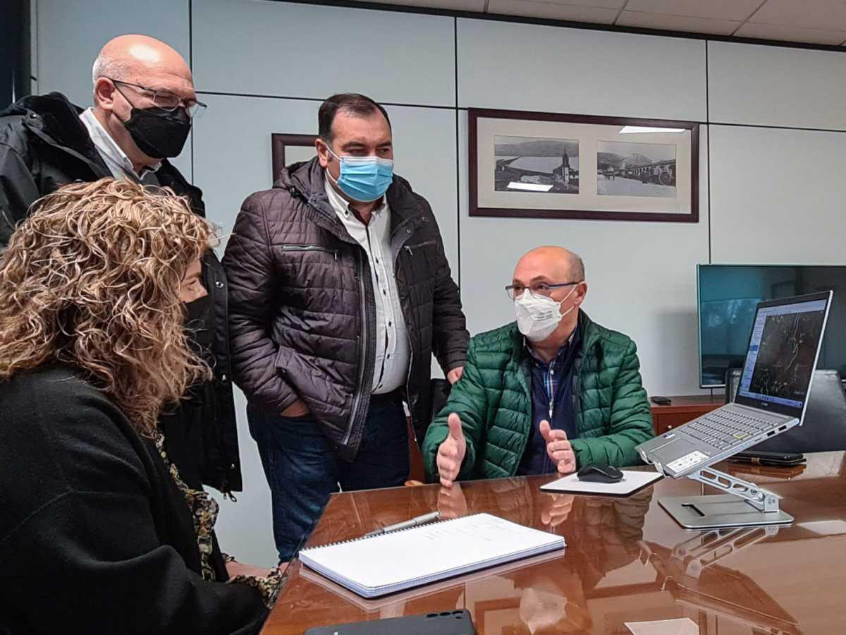 Reunión con los alcaldes de los concellos por los que discurrirá el 34º Rallye Cidade de Narón