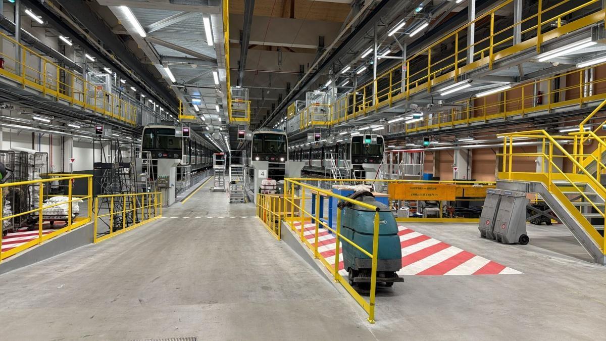 MRF Massy: UNSA encadrement rend visite à l'équipe de nuit.