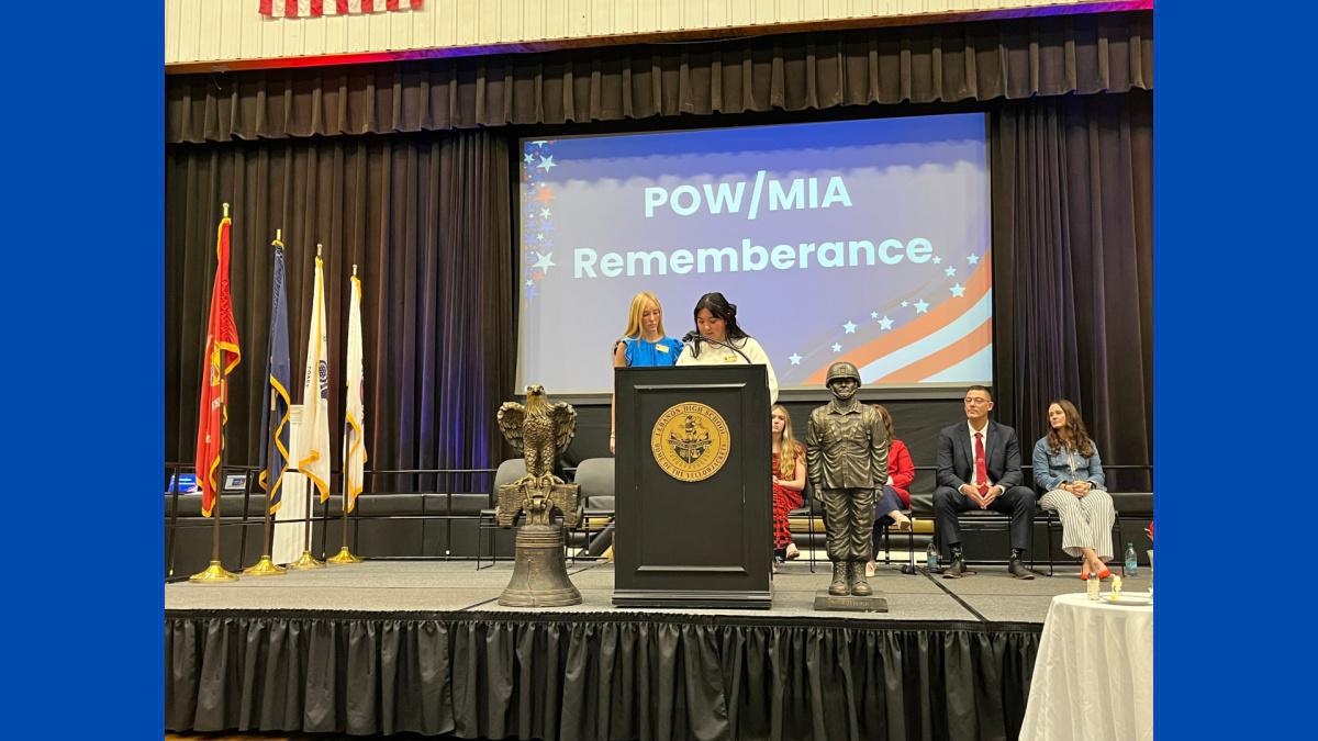 Lebanon R3 Honors Veterans at Assemblies Today Lebanon R3 Honors Veterans at Assemblies Today