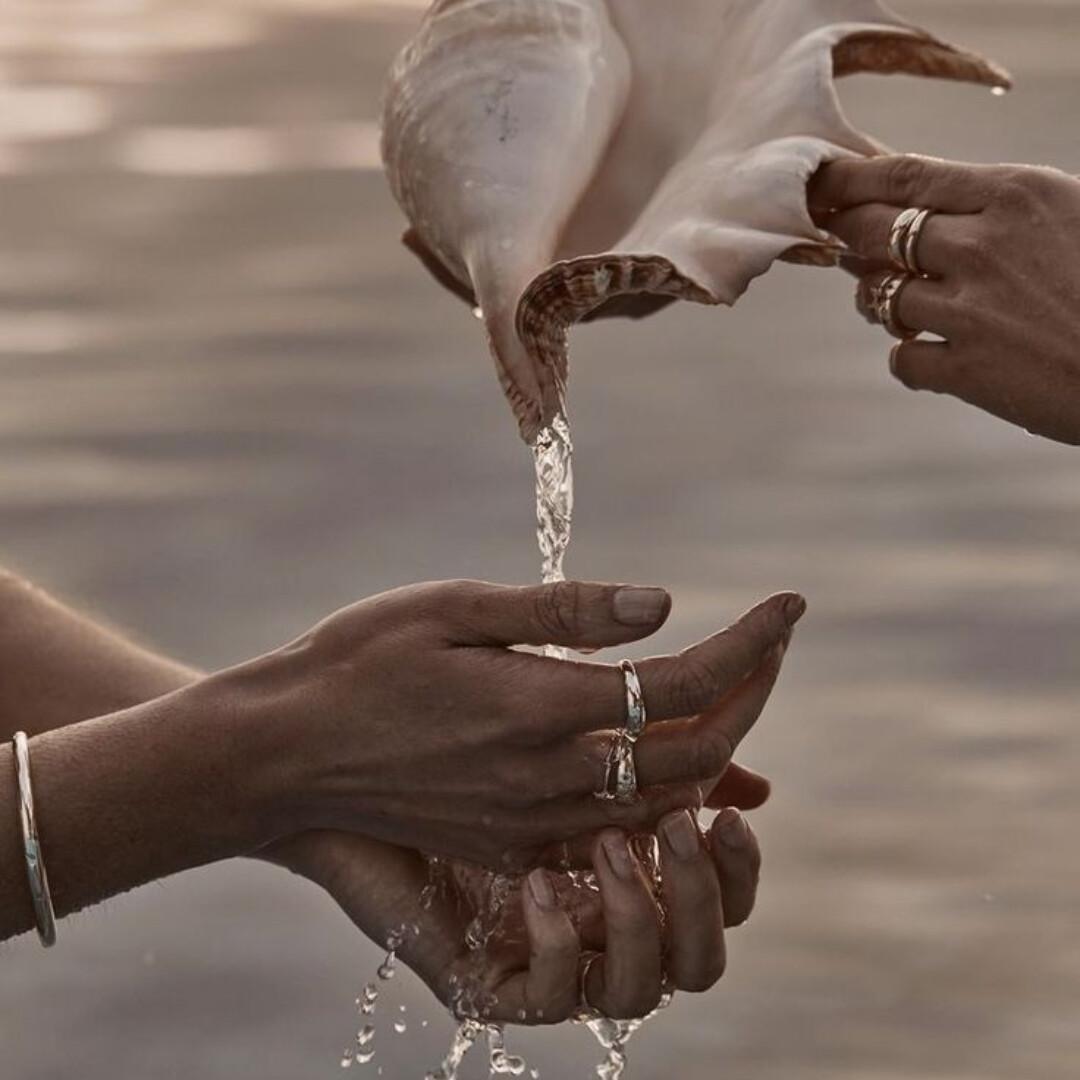 Releasing Control Without Losing Direction Releasing Control Without Losing Direction