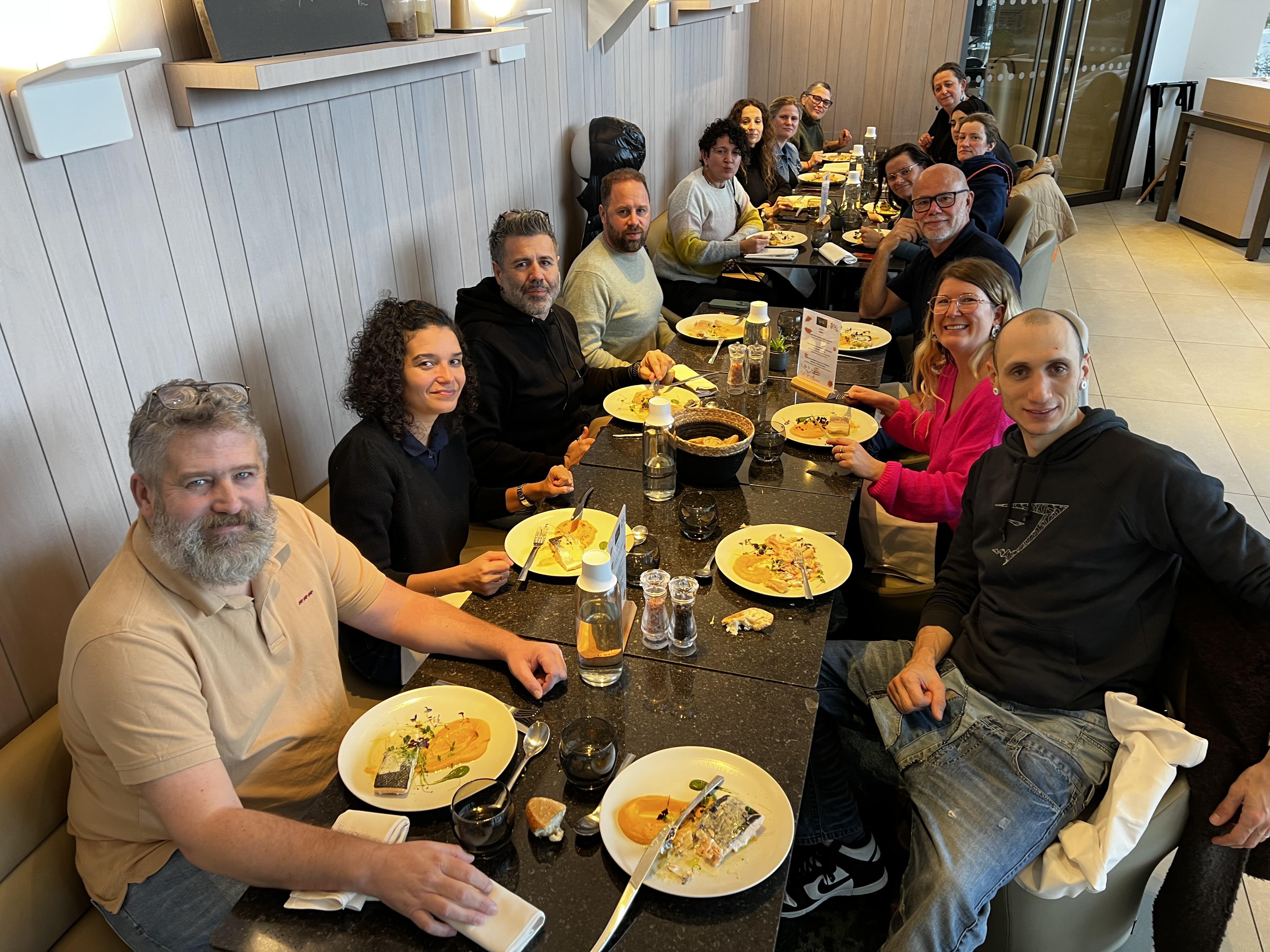 Le repas convivial à Paris