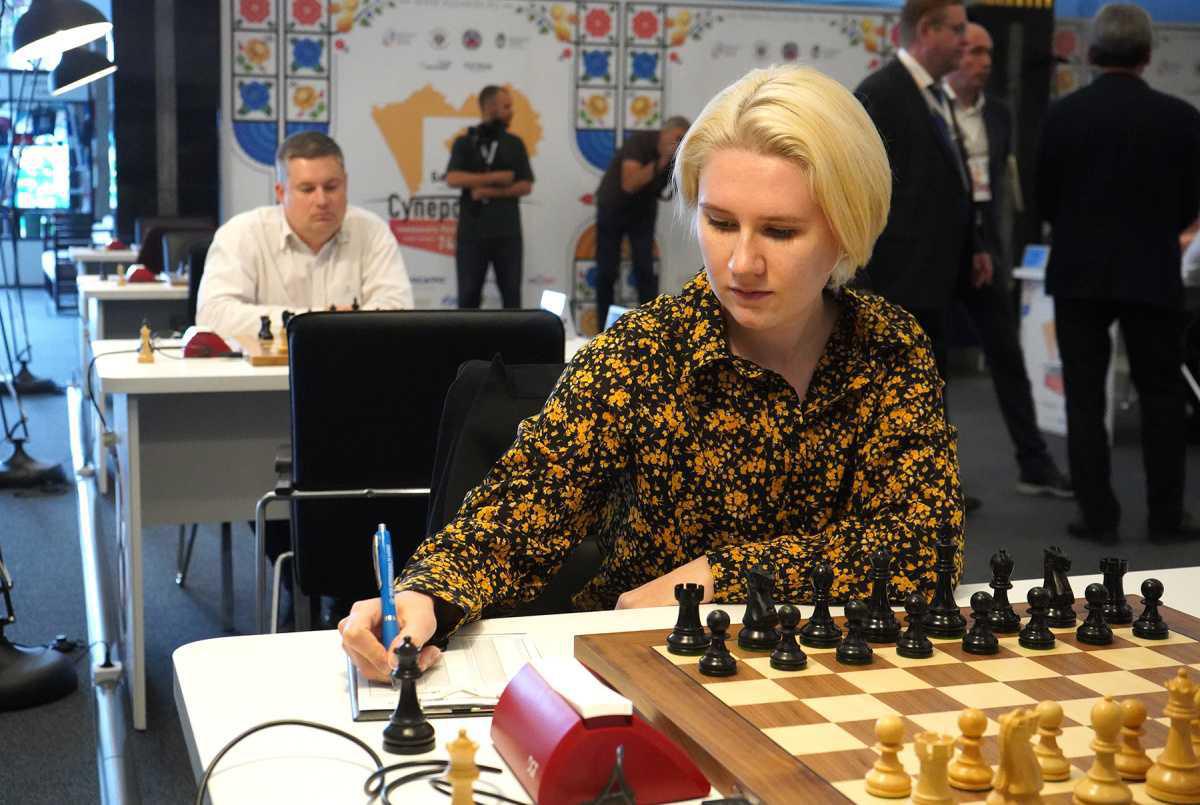 Chess and Cold Wars: Strategy, Power, and Politics on the Board Chess and Cold Wars: Strategy, Power, and Politics on the Board