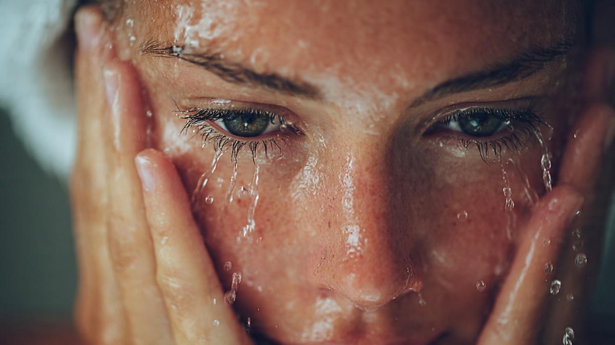 The 2026 Beauty Trend: Skin Barrier Obsession The 2026 Beauty Trend: Skin Barrier Obsession