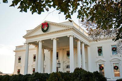 Inside the White House Christmas: What This Year’s Decor Really Says About American Politics Inside the White House Christmas: What This Year’s Decor Really Says About American Politics