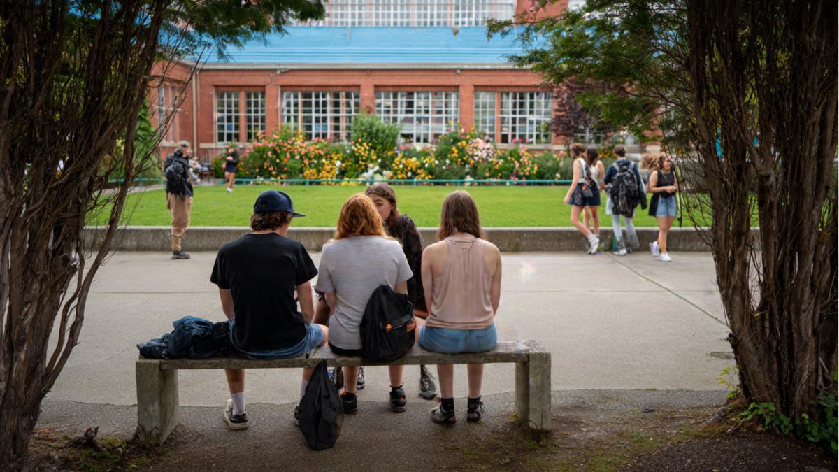 Private School, Public School, or Charter School? Private School, Public School, or Charter School?