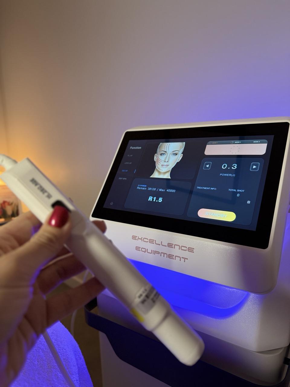 Glow: Beauty Glow: Beauty