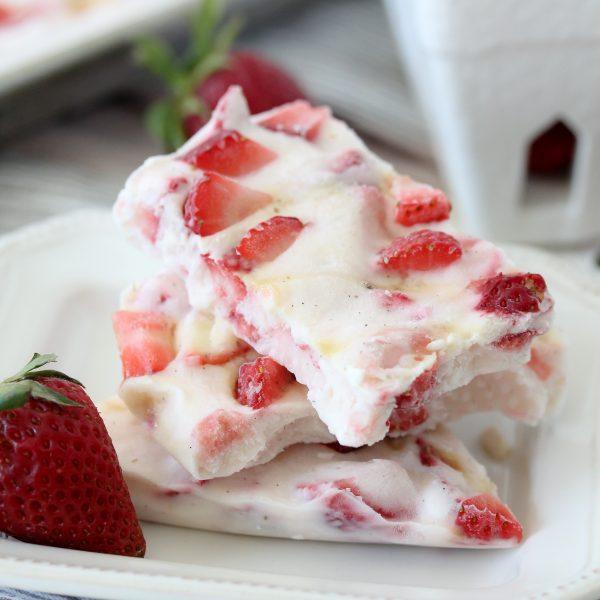 Strawberry Frozen Yogurt Bark