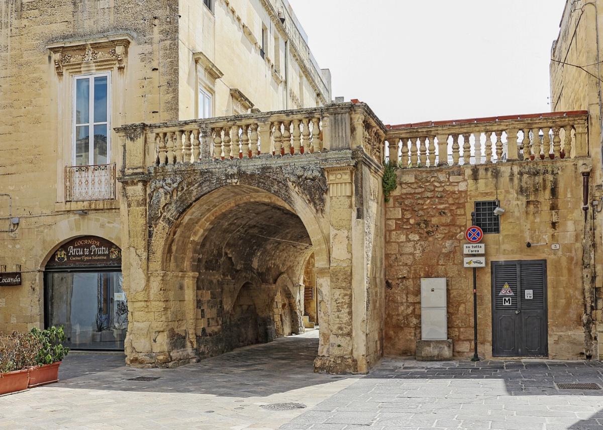 Arco di Prato 